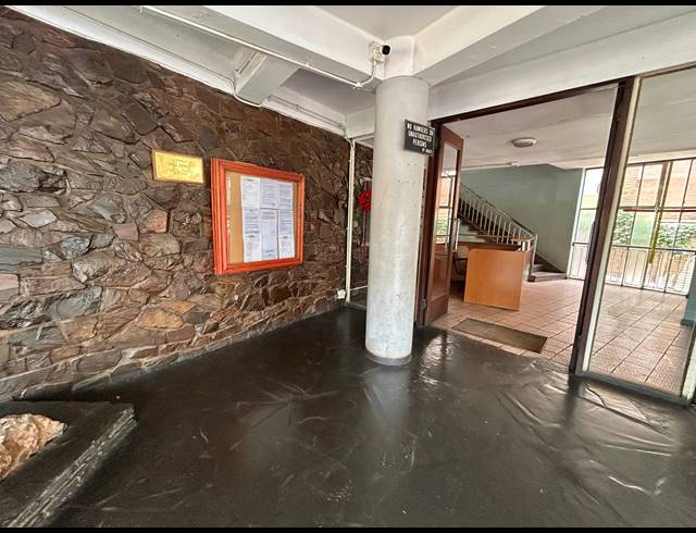 3 BEDROOM APARTMENT FOR SALE IN ARCADIA